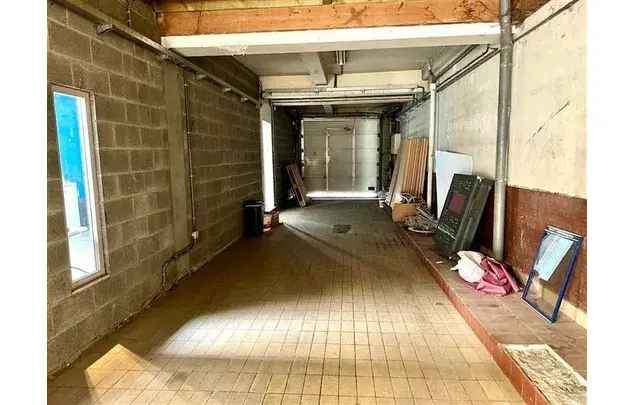 Huur 1 slaapkamer appartement van 485 m² in Namur