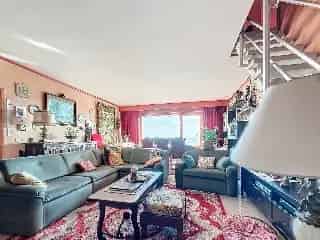 Duplex te Koop Sint-Jans-Molenbeek 4 slaapkamers 2 terrassen