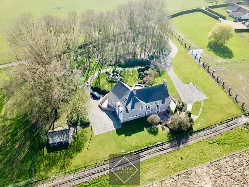 Huis te huur Roeselare: unieke villa met 4 5 slaapkamers