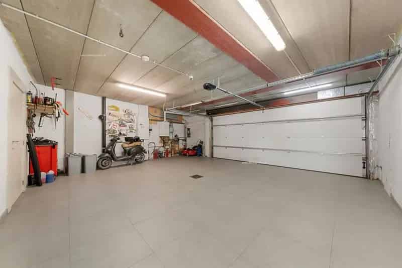 Te Koop Langemark-Poelkapelle: Ruime 4 Slaapkamers, Dubbele Garage, Energiezuinig
