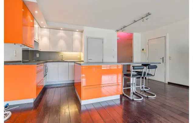 Huur 1 slaapkamer appartement van 94 m² in Ghent