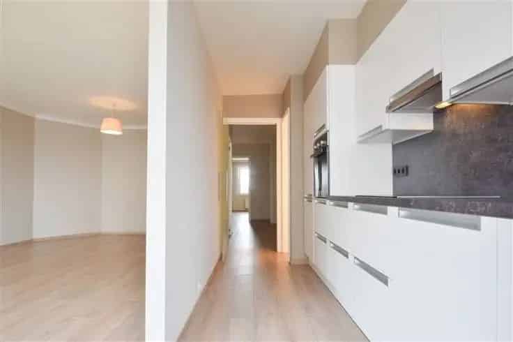 Appartement Mechelen Te Koop - Vernieuwd 2 Slaapkamers Terras Autostaanplaats