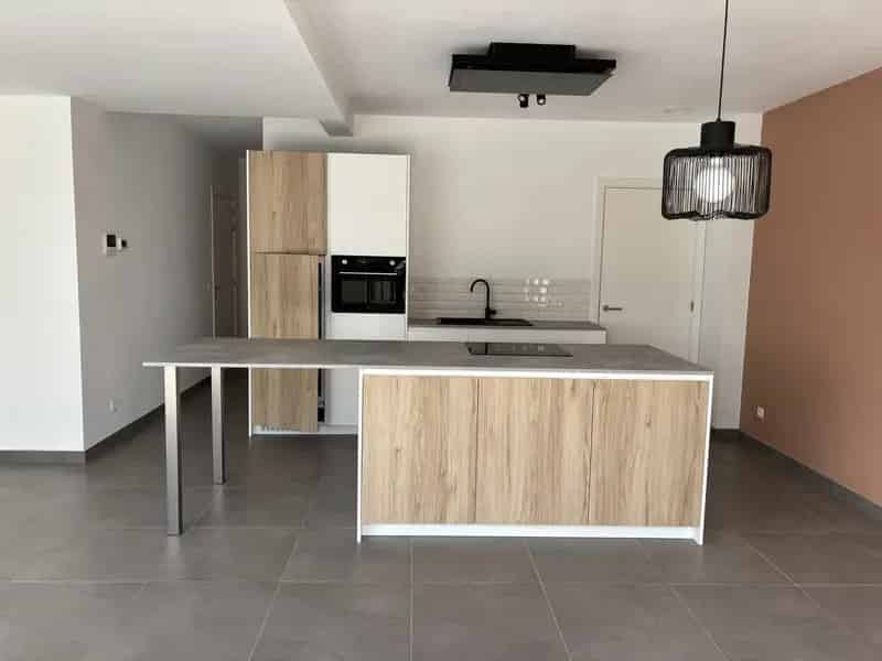 Nieuwbouwappartement Bavegem Ruim Terras Garage
