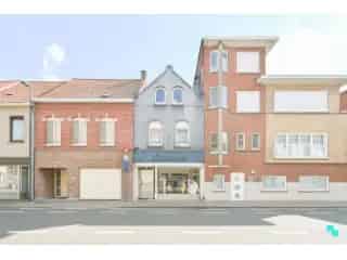 Huis te koop Izegem 5 slaapkamers winkelruimte