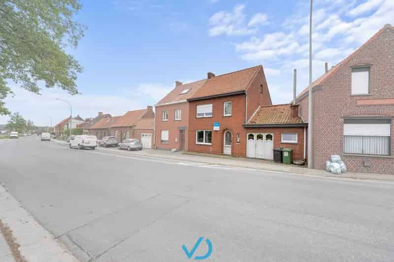 Huis te koop Zillebeke: 5 slaapkamers, op te frissen