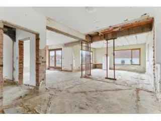 Huis te koop Diepenbeek - Ruime woning op 20 are
