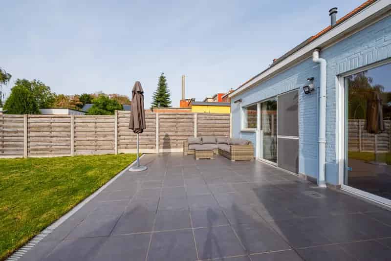 Ruime woning te koop in Zwijndrecht centrum
