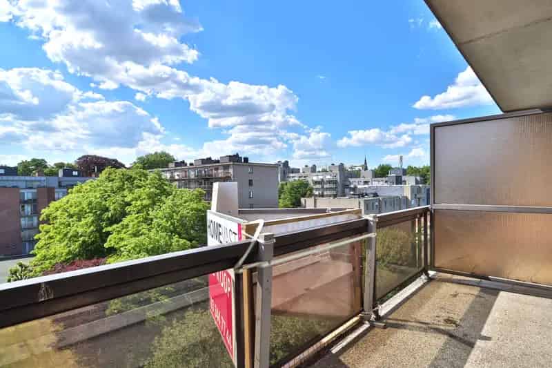 Ruim appartement te koop Beveren Centrum 2 slaapkamers garage