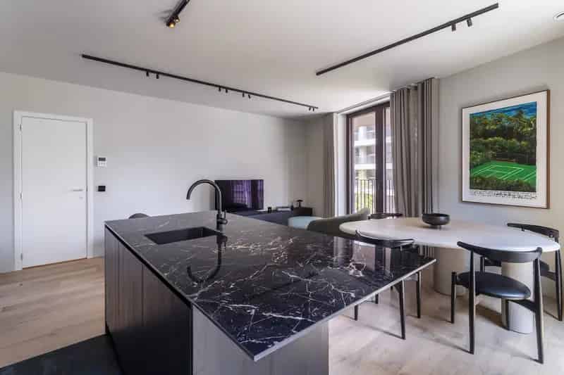Luxe Appartement 3 slaapkamers Nieuw Zuid te Huur