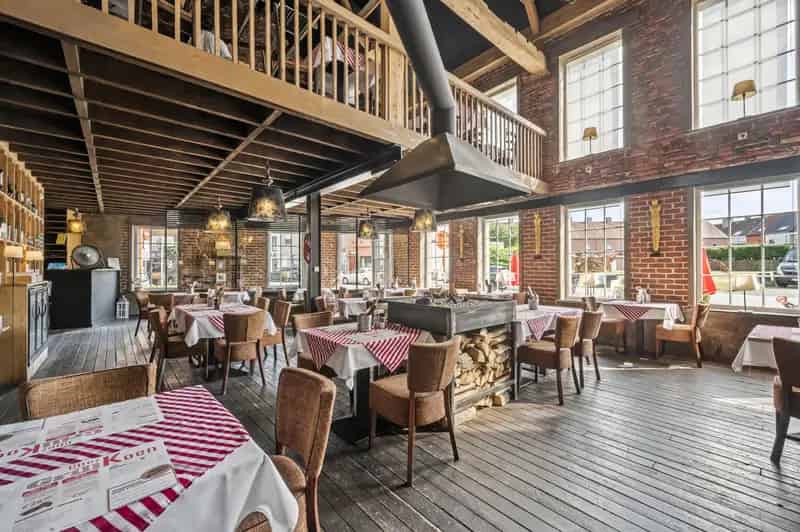 Huis te huur Kortrijk Centrum: Restaurant 446m²