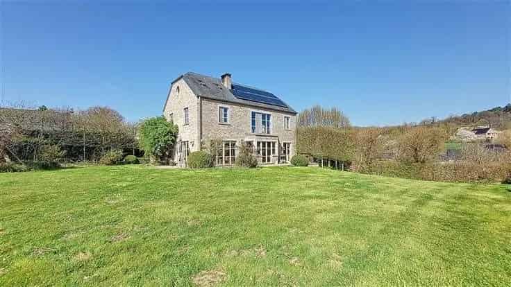 Luxe Villa te Koop Mozet 260m2 5 slaapkamers Zwembad