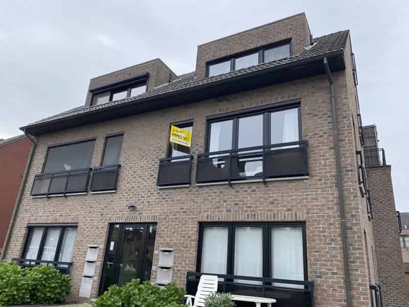 Appartement te Koop Olen - 2 Slaapkamers Garage Kelder