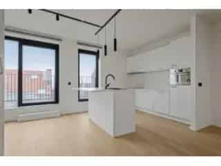 Penthouse Antwerpen Dam 4 slaapkamers 2 badkamers Terras