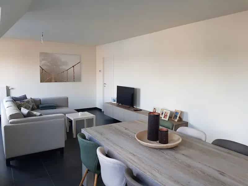 Appartement 2 slaapkamers Wevelgem te huur Parking