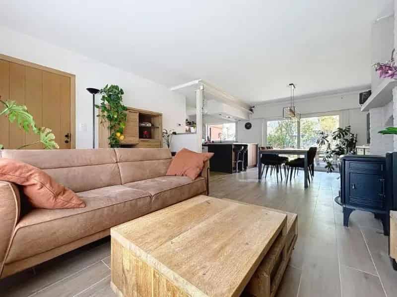 Huis te koop Hulste 3 slaapkamers rustige omgeving