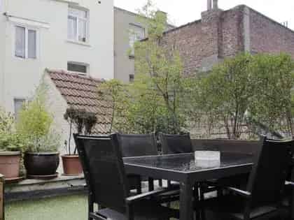 Ruime 4 Slaapkamer Huis te Huur Marollen Brussel