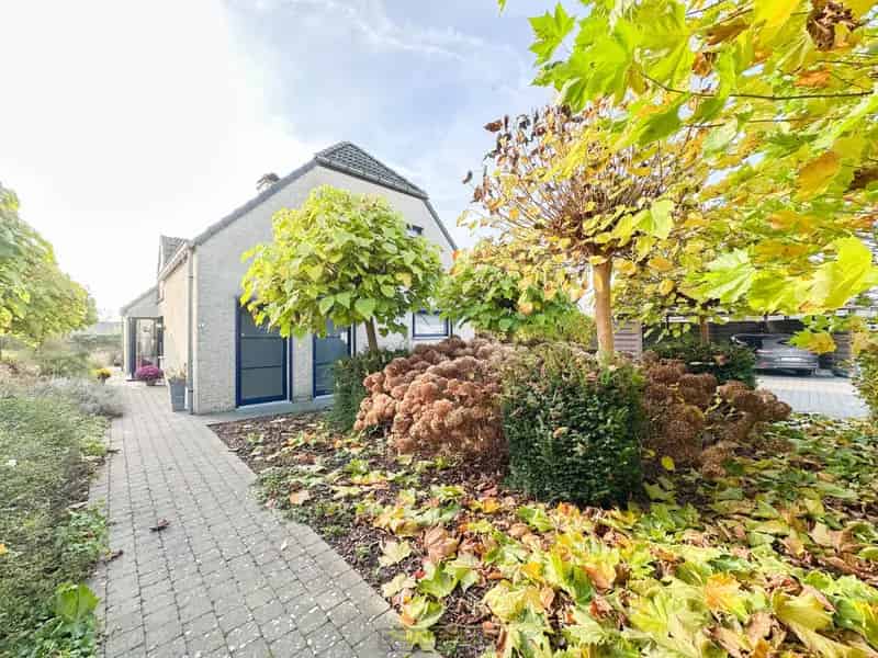 Huis te koop Zarlardinge: Ruime gezinswoning met tuin