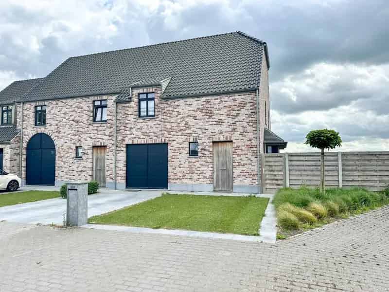Energiezuinige woning 3 slaapkamers garage tuin Ichtegem