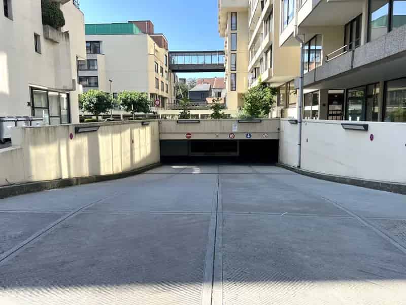 Ondergrondse Autostaanplaats Leuven Centrum Te Koop