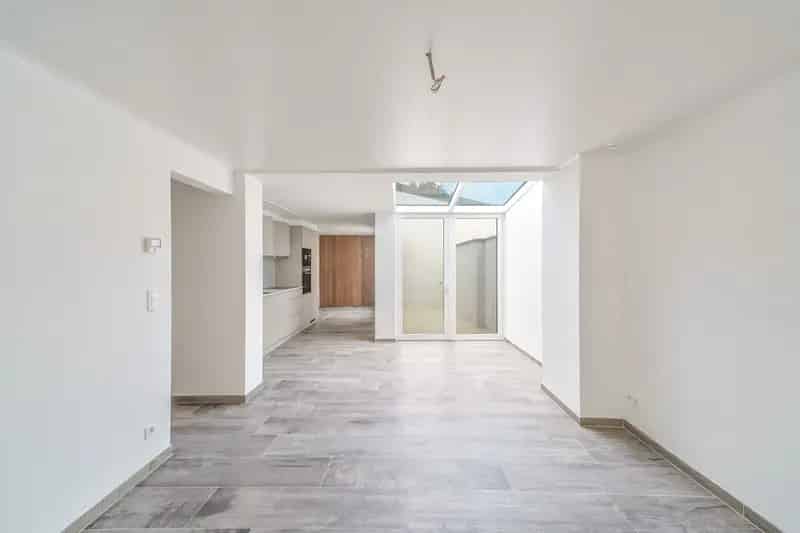 Gerenoveerde Rijwoning 3 Slaapkamers Stene