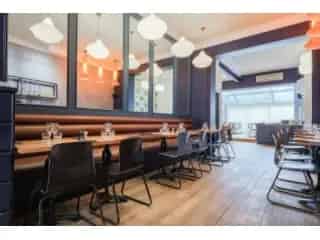 Handelspand te koop Elsene  130m² Brugmannplein