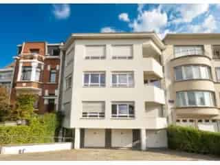 Appartement te koop Laeken 3 slaapkamers 140m2 garage kelder