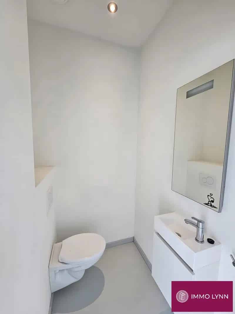 Appartement te huur 2 slaapkamers 2 badkamers terras 29m2
