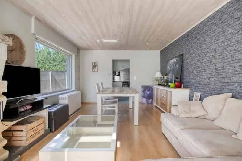Gezellige woning met binnenkoer te koop Sint Eloois Vijve
