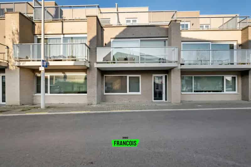 Appartement te huur Bredene  2 slaapkamers terras EPC A