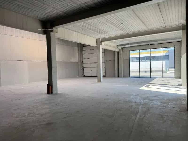 KMO Unit te Huur Moeskroen Nabij E17 E403