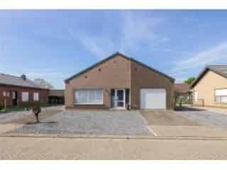 Huis te Koop Westerlo 3 slaapkamers 700m² tuin