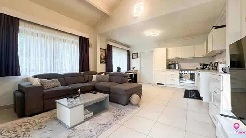 Handelspand met Appartement en Kangoeroewoning