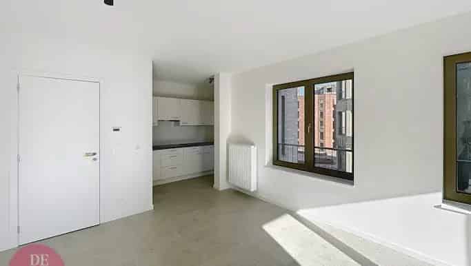 Appartement te huur Brussel Tour en Taxi 95m2 2 slaapkamers