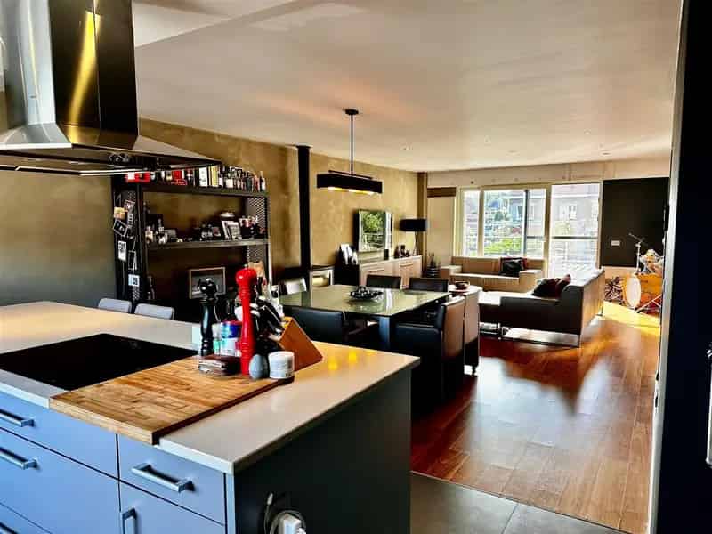 Bel etage woning te Eine