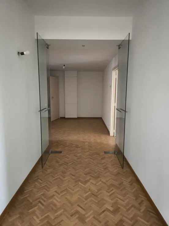 Luxueus appartement te koop met 4 slaapkamers nabij Jubelpark