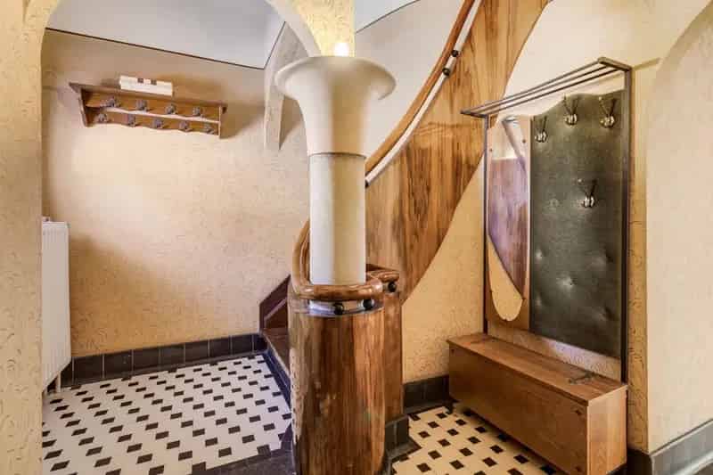 Te renoveren art deco woning 3 slpk ruime zolder zuidtuin