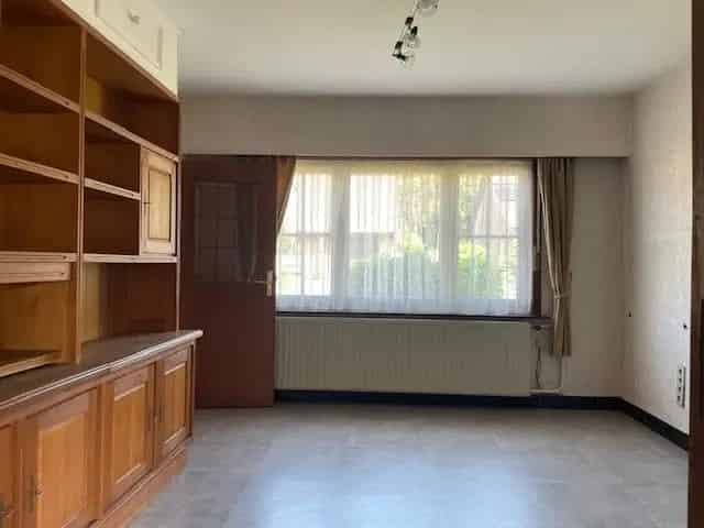 Te renoveren gezinswoning 875m² As