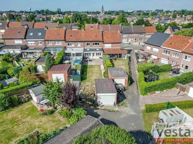 Knusse Woning in Landen met 3 Slaapkamers te Koop!