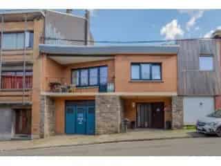 Huis te Koop Ougree Grote Woning 2 Verdiepingen Garage Terras
