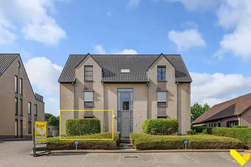 Gelijkvloers appartement te koop 3 slaapkamers terras garage