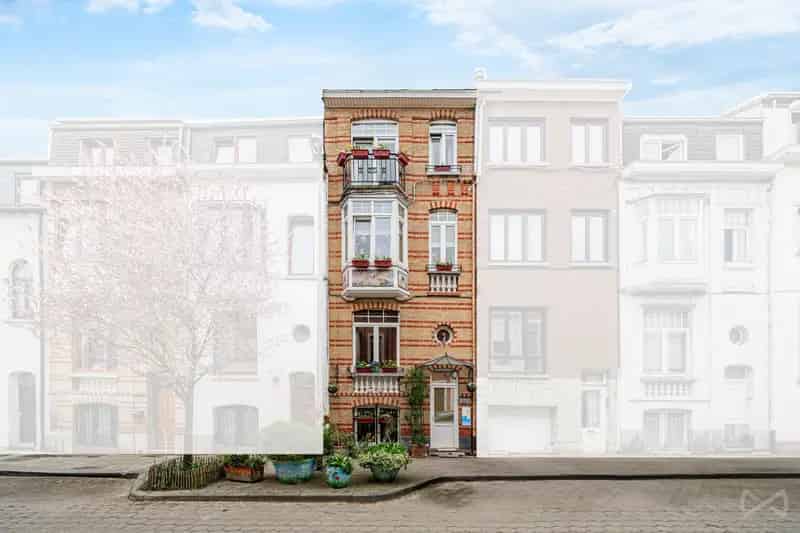Huis te koop: 3-4 slaapkamers, tuin, groene omgeving