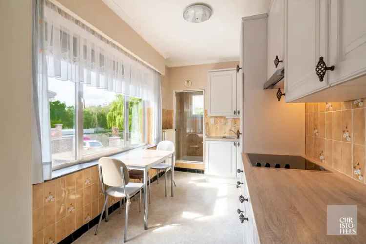 Woning met potentieel te Eigenbilzen 983m²