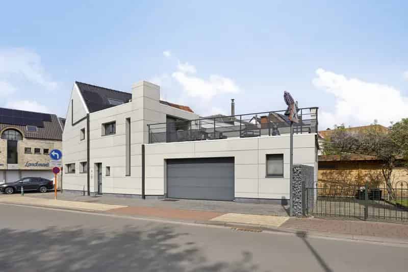 Huis te huur Liedekerke 2 slaapkamers garage 3 autostaanplaatsen