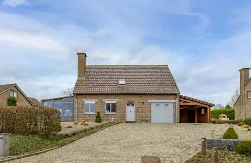 Huis te huur: Degelijke villa met Zuidgerichte tuin