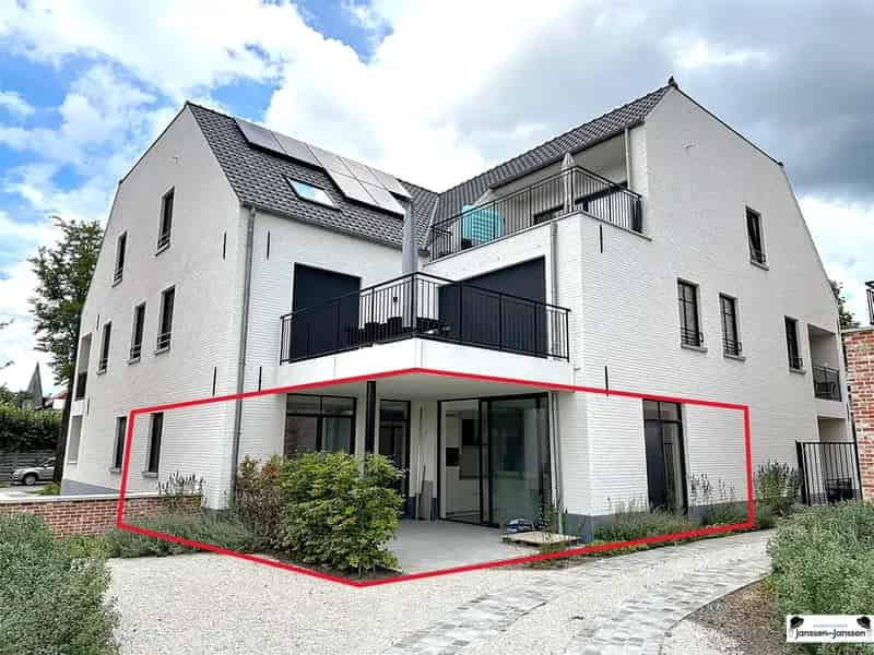 Gelijkvloers Appartement 96m² 2 slaapkamers Groot Terras