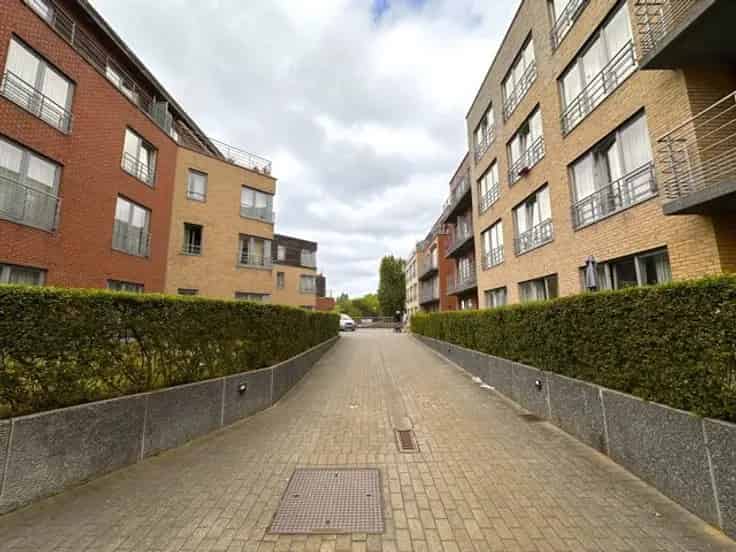 Serviceflat Ukkel Te Koop 42m² 721 euro Huurinkomst