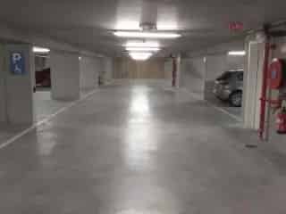Parking te Huur Elsene Centrum Nabij Openbaar Vervoer