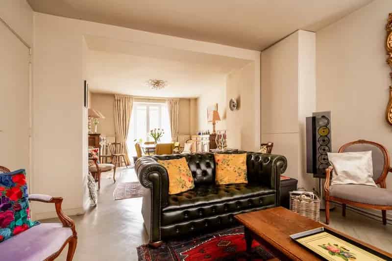 Prachtig instapklaar 2 slaapkamer appartement 
