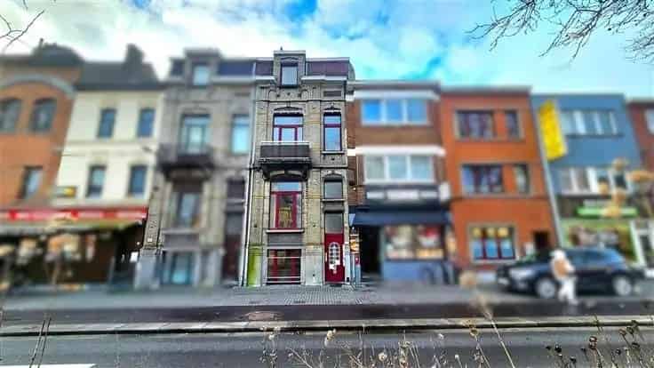 Huis Te Koop Vilvoorde Centrum - Ruime woning met veel mogelijkheden