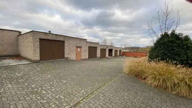 Garage huren in Schellebelle met garagebox